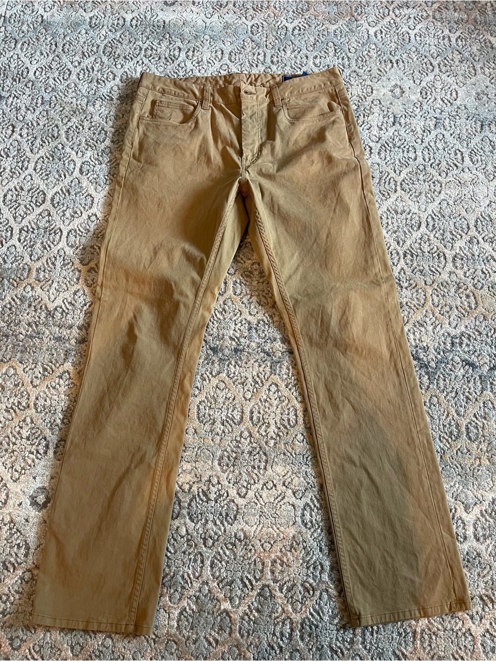 Vineyard Vines Men’s Khaki Straight Chinos